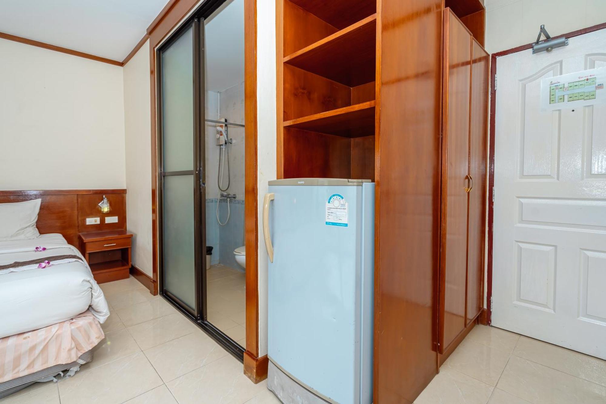 Outdoor Inn Kata Hotel Екстер'єр фото