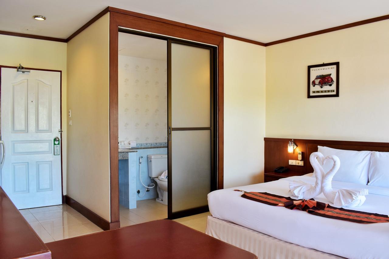 Outdoor Inn Kata Hotel Екстер'єр фото